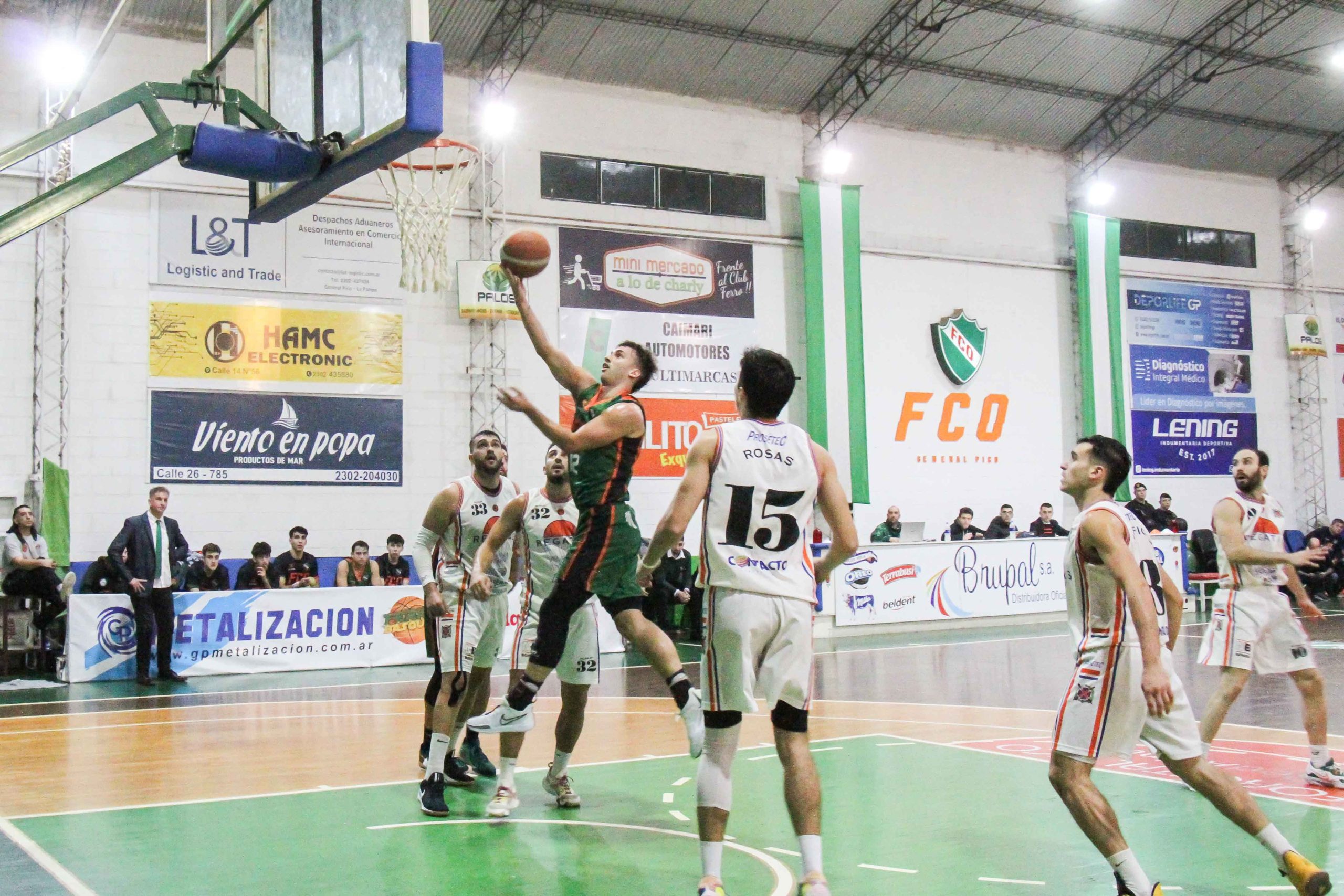 Lee más sobre el artículo Federal de Básquet: gran victoria de Regatas ante Ferro de General Pico