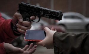 Lee más sobre el artículo El robo de celulares, un delito cada vez más frecuente en San Nicolás