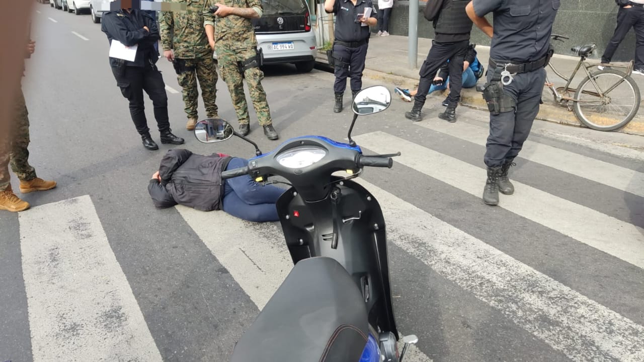 Lee más sobre el artículo Una mujer herida tras chocar moto y bicicleta en zona céntrica