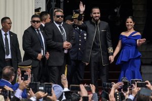 Lee más sobre el artículo El Salvador: asumió Bukele y prometió «medicina amarga»