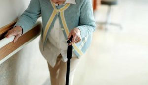 Lee más sobre el artículo Una mujer nicoleña denuncia que la internaron en Hogar de Ancianos para quedarse con sus bienes