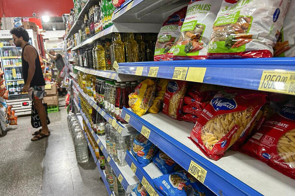 Lee más sobre el artículo Viva la libertad, carajo: fabricantes de fideos aumentaron precios 450% en un año