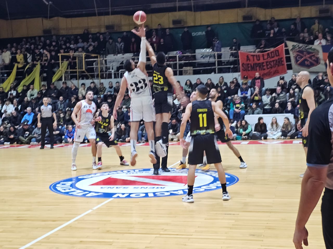 Lee más sobre el artículo Torneo Federal de básquet: Regatas busca igualar la serie por el ascenso