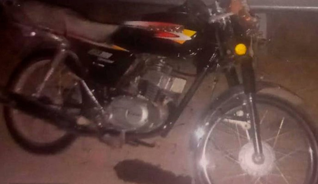 Lee más sobre el artículo Motociclista herido tras intentar esquivar un camión en la autopista