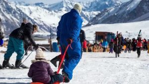 Lee más sobre el artículo La recesión no se tomó vacaciones en invierno: cayó el consumo y las estadías fueron más cortas