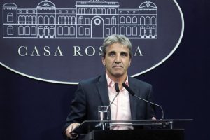 Lee más sobre el artículo El curioso plan de desdolarización, sin dólares