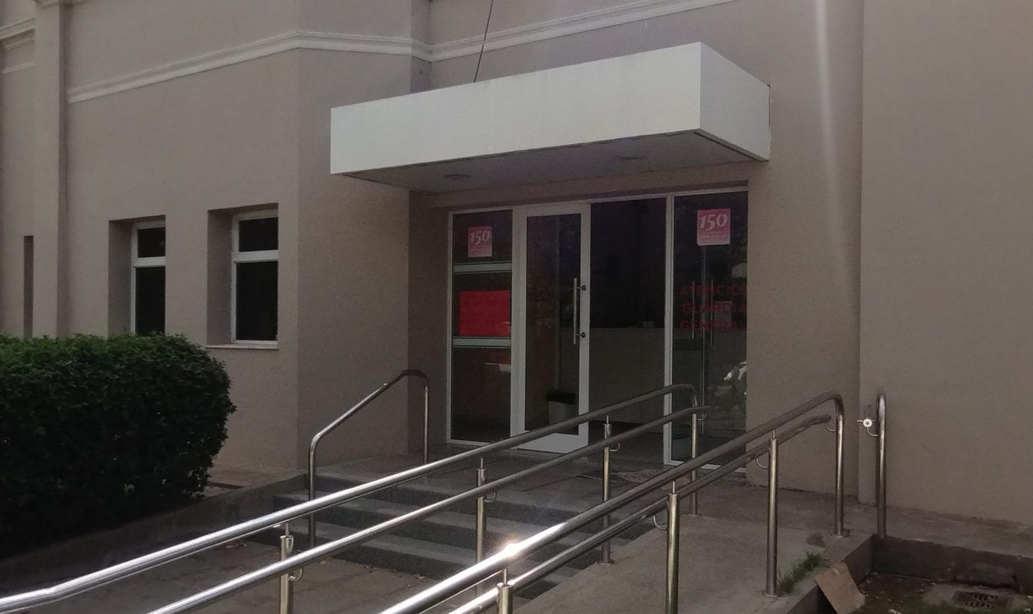 Lee más sobre el artículo Apuñalaron a un joven en Villa Ramallo y fue intervenido quirúrgicamente en el Hospital Gomendio