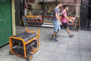 Lee más sobre el artículo El Gobierno anticipó que habrá cortes de luz programados en el verano