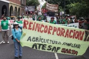 Lee más sobre el artículo El Gobierno arrancó la tercera ola de despidos y se esperan más para los próximos días