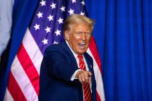 Lee más sobre el artículo Trump llamó «estúpidos» a los demócratas 