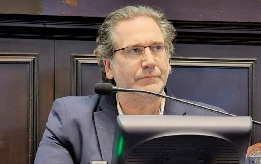 Lee más sobre el artículo Julio Pasqualin será el nuevo Presidente de la UCR local encabezando una lista de unidad