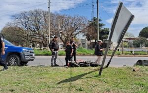 Lee más sobre el artículo Villa Constitución: motociclista lucha por su vida tras grave accidente
