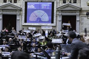 Lee más sobre el artículo Boleta Única de Papel: la trastienda de una jugada para limitar al peronismo