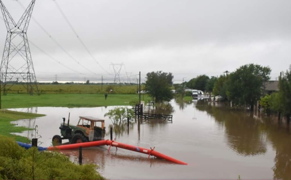 Lee más sobre el artículo La Emilia: Provincia licita obras en el terraplén y estación de bombeo para evitar inundaciones