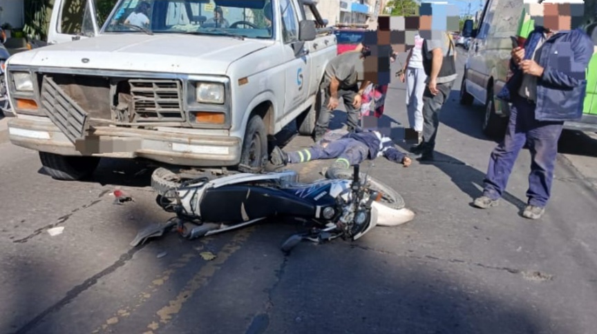 Lee más sobre el artículo Dos heridos tras accidente en la zona sur de nuestra ciudad