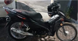 Lee más sobre el artículo Detienen a sujeto que había robado una moto en pleno centro nicoleño