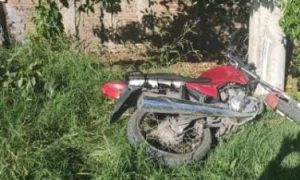 Lee más sobre el artículo Una motociclista herida tras chocar con automóvil en zona norte
