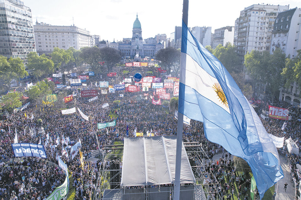 Lee más sobre el artículo Más de un millón de personas en la segunda marcha federal universitaria