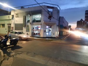 Lee más sobre el artículo Robaron y abusaron de una joven en esquina céntrica de la ciudad