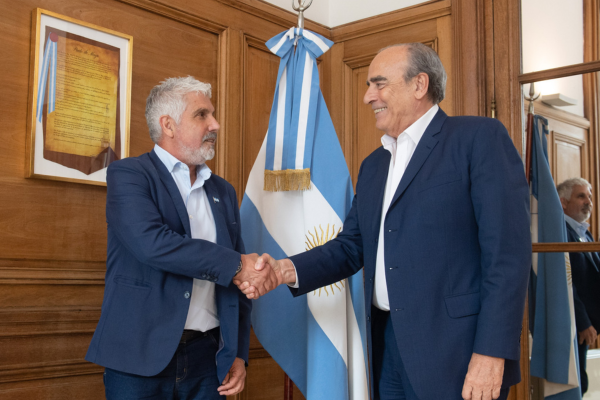 Lee más sobre el artículo Villa Constitución: Berti se reunió con Guillermo Francos para avanzar en proyectos claves