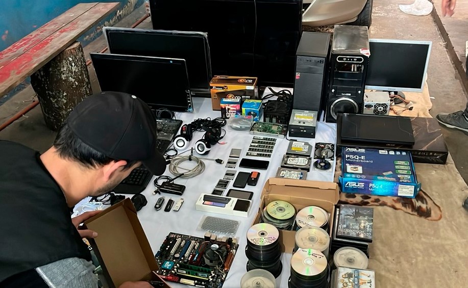 Lee más sobre el artículo Realizaron megaoperativo contra la pornografía infantil en San Nicolás y otros puntos del país