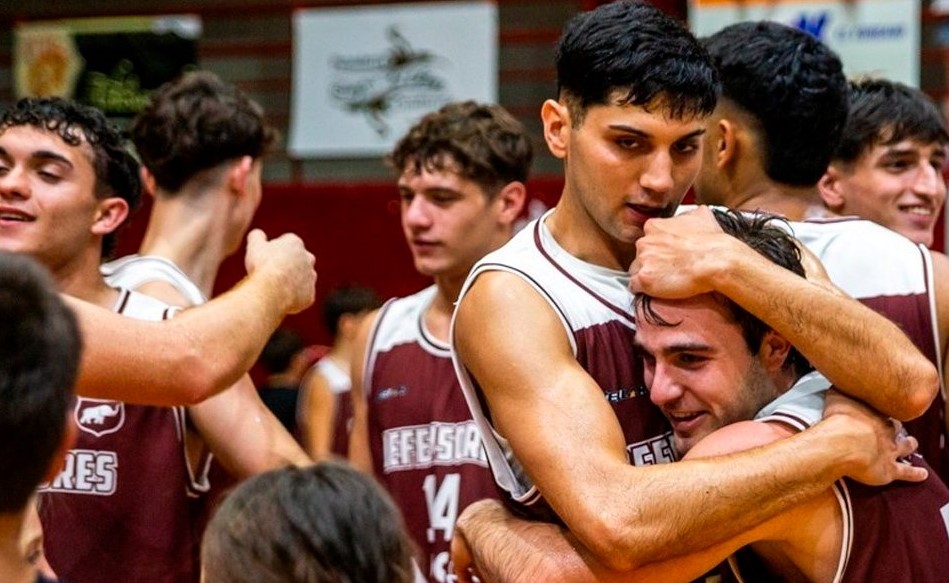 Lee más sobre el artículo Pre-federal de Básquet: gran triunfo de Defensores y derrota de Sacachispas en los play-offs