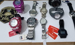 Lee más sobre el artículo Comerciantes redujeron a uno de los delincuentes que entraron a robar en joyería céntrica
