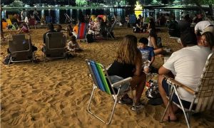 Lee más sobre el artículo Exitosa segunda noche de «Laguna, Estación de Comidas»