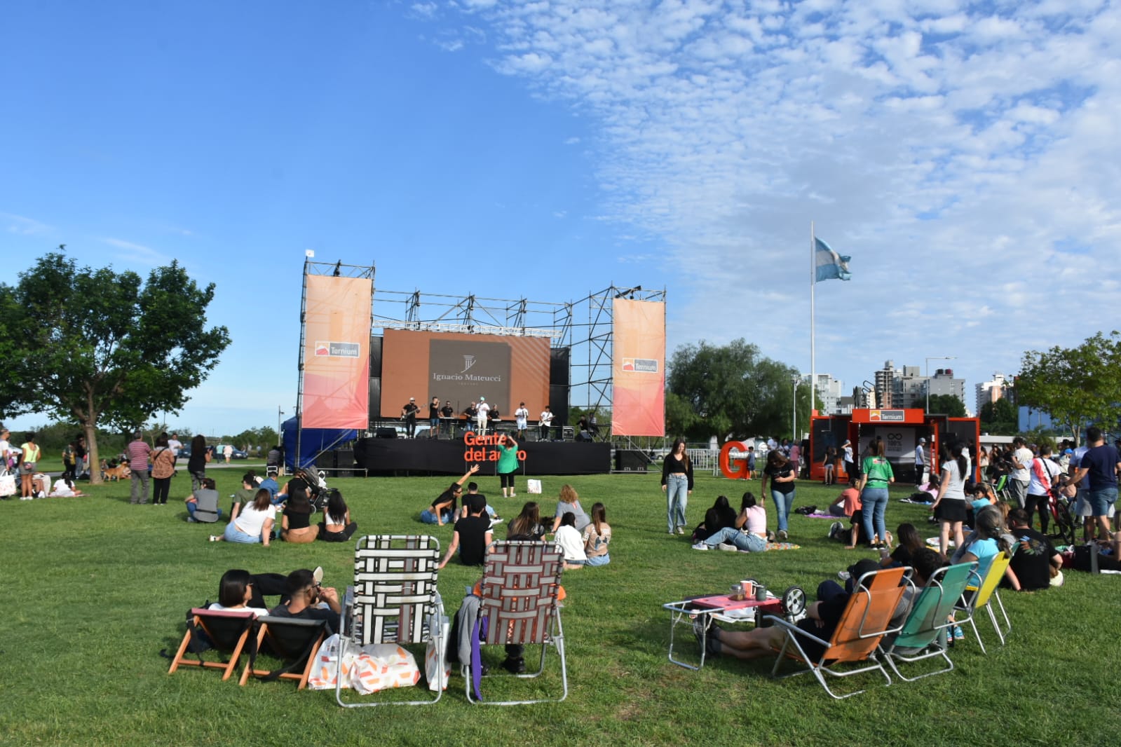Lee más sobre el artículo Se entregaron los kits y este domingo es la Maratón 10k Ternium