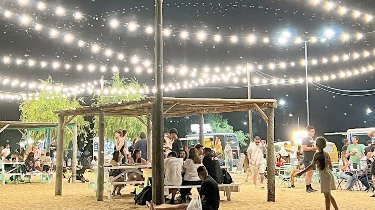 Lee más sobre el artículo Comenzó «Laguna, Estación de Comidas»: propuesta gastronómica y buena música