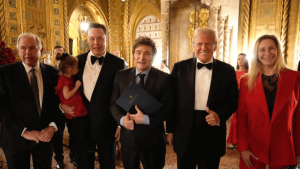 Lee más sobre el artículo Donald Trump elogió a Javier Milei luego de su encuentro: “El trabajo que has hecho es increíble”