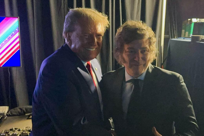 Lee más sobre el artículo Donald Trump priorizó a otros mandatarios y aún no aceptó la llamada de Javier Milei