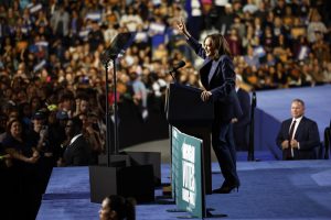 Lee más sobre el artículo EE.UU.: Harris y Trump cerraron sus campañas buscando el voto latino en Pensilvania
