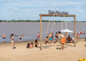 Lee más sobre el artículo La provincia evalúa si habilita o no las playas este verano en San Nicolás