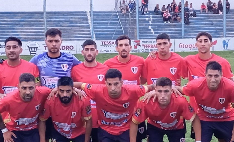 Lee más sobre el artículo Regional Amateur: General Rojo empató en Pergamino y clasificó