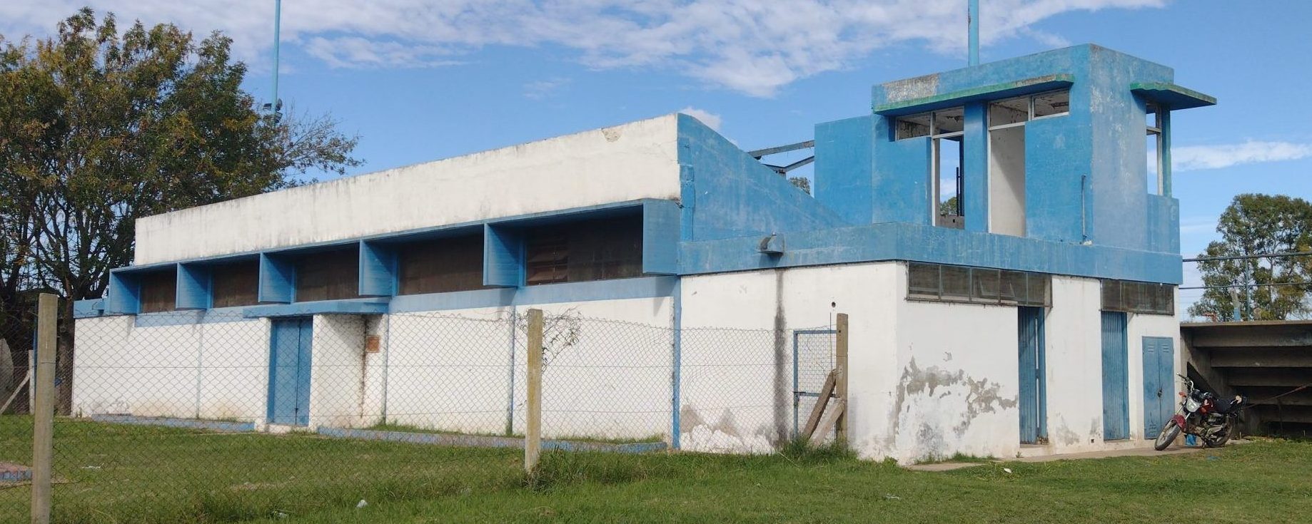 Lee más sobre el artículo Ramallo: el municipio recupera el control del Polideportivo “Simón Apiza” y se harán obras para ponerlo en valor