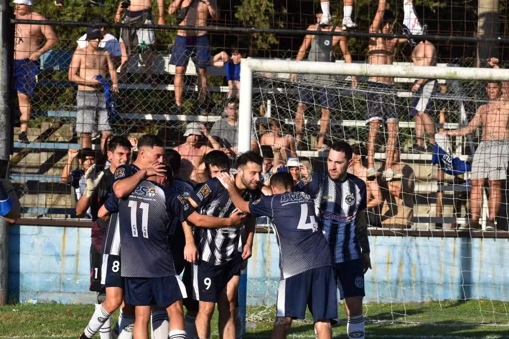 Lee más sobre el artículo Liga Nicoleña de Fútbol: postergaron para este lunes Matienzo-Regatas