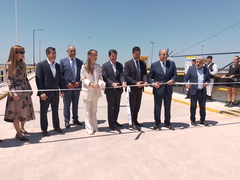 Lee más sobre el artículo Inauguraron en Villa Constitución el primer puerto multipropósito con régimen de zona franca