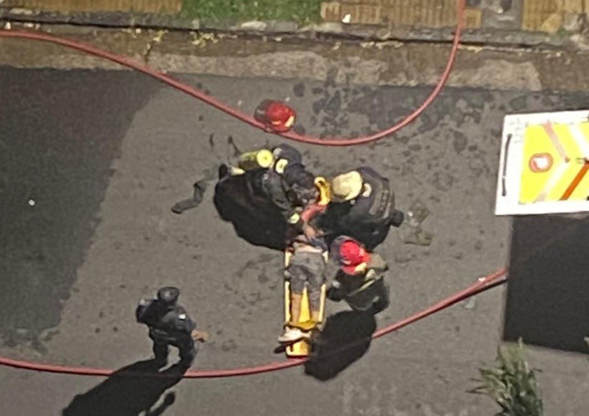 Lee más sobre el artículo Violento enfrentamiento entre «trapitos», y posterior incendio de una vivienda