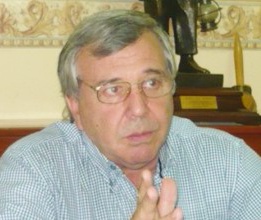 Lee más sobre el artículo Falleció el contador Miguel Battaggia, ex Secretario de Economía durante el gobierno de Passaglia