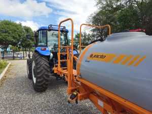 Lee más sobre el artículo Incorporan un tractor con máquina para fumigar en Ramallo