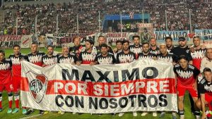 Lee más sobre el artículo River venció a Huracán y ganó la Copa Senior en el Estadio San Nicolás