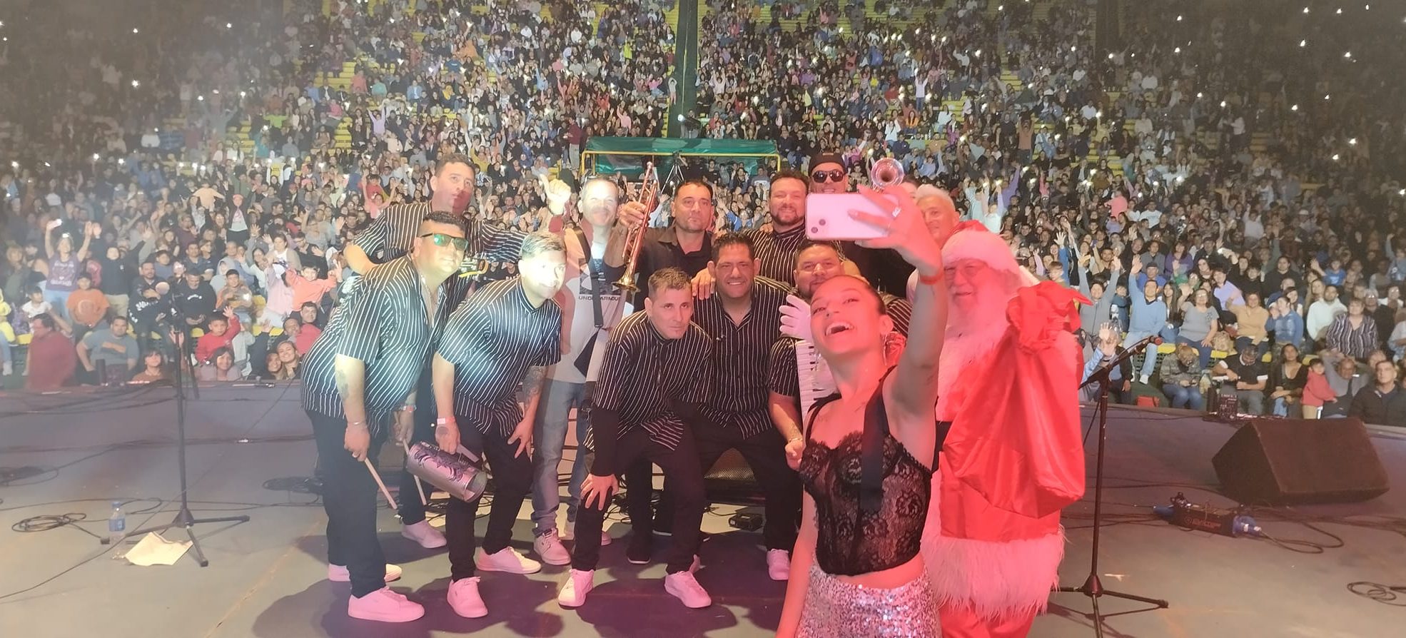 Lee más sobre el artículo Los metalúrgicos tuvieron su gran fiesta en el Anfiteatro del ITEC