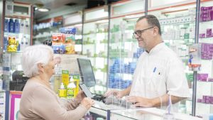 Lee más sobre el artículo El Gobierno eliminó los medicamentos gratis de PAMI