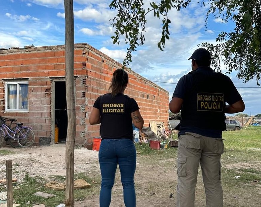 Lee más sobre el artículo Secuestraron múltiples dosis de marihuana durante tres allanamientos en Ramallo