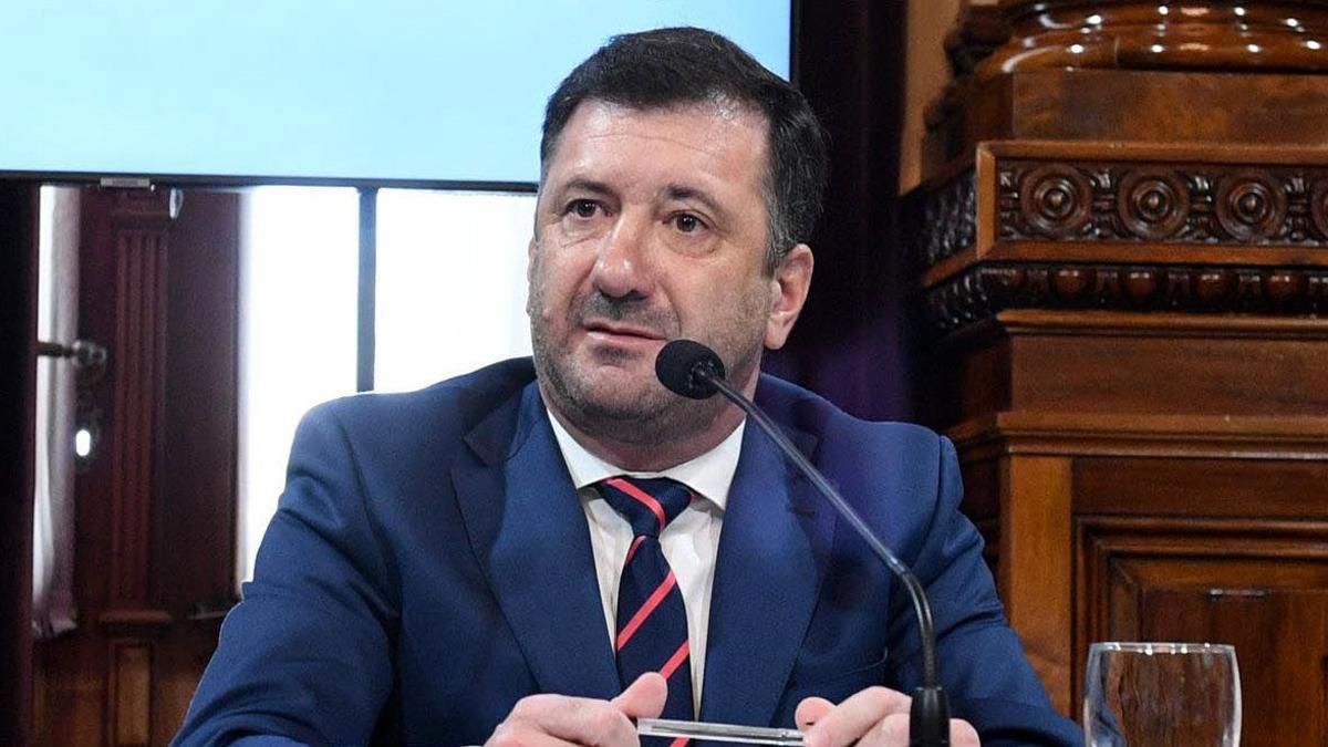 Lee más sobre el artículo Revés para el gobierno: por una enorme mayoría, el Senado expulsó a Edgardo Kueider