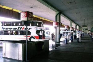 Lee más sobre el artículo Cualquier vehículo que tenga seguro y VTV podrá brindar servicios de transporte de pasajeros 