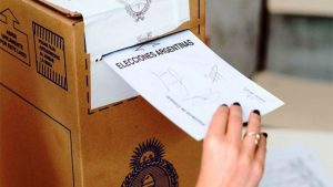 Lee más sobre el artículo El gobierno no descarta tratar la eliminación de las PASO en extraordinarias