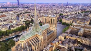 Lee más sobre el artículo La Catedral de Notre Dame reabre sus puertas tras su reconstrucción: el recuerdo del incendio que conmocionó al mundo