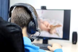 Lee más sobre el artículo El consumo compulsivo de pornografía, cada vez a más temprana edad